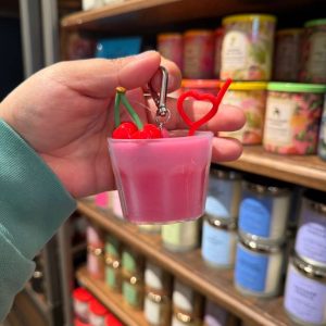 🍒💗 Porta Gel Antibacterial – Diseño Bebida Cherry